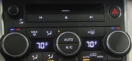 Thumbnail 2: 2014-2015 RANGE ROVER EVOQUE (L538) FRONT HEATER A/C TEMPERATURE CONTROL PANEL