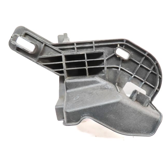 Thumbnail 5: 2015 RANGE ROVER EVOQUE (L538) FRONT RIGHT PASSENGER FENDER MOUNT BRACKET
