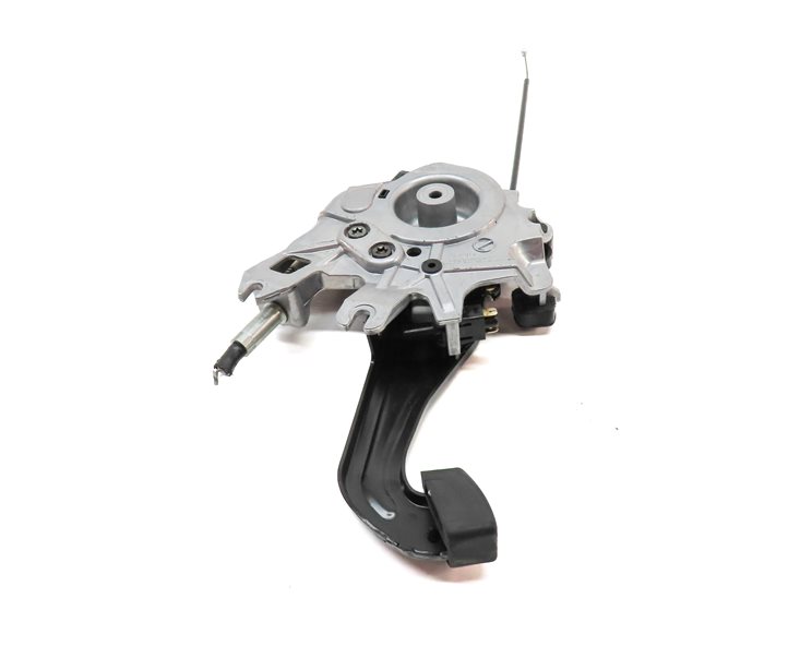 Thumbnail 7: 2012 MERCEDES GL350 (X164) DRIVER EMERGENCY PARK PARKING BRAKE PEDAL ASSEMBLY