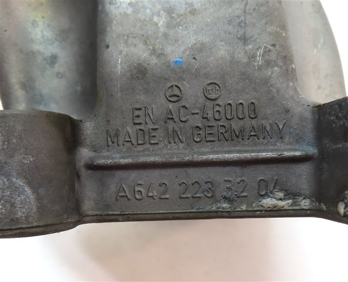 Thumbnail 6: 2012 MERCEDES GL350 (X164) 3.0L DIESEL (OM642) RIGHT ENGINE MOTOR MOUNT