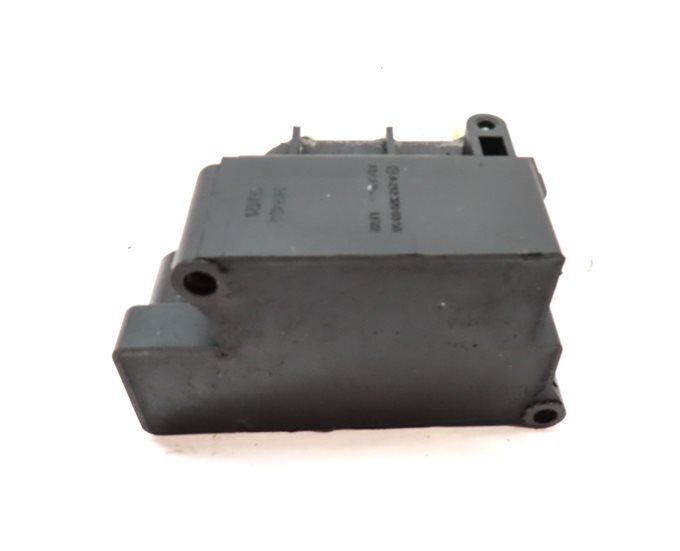 Thumbnail 5: 2012 MERCEDES GL350 (X164) 3.0L DIESEL (OM642) AIR SUSPENSION VALVE BLOCK