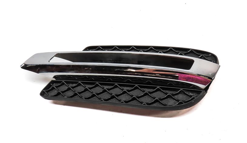 Thumbnail 4: 12 MERCEDES GL350 X164 FRONT RIGHT PASSENGER LOWER BUMPER FOG LIGHT TRIM GRILLE