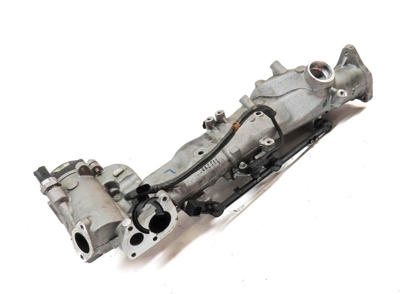 Thumbnail 3: 09-13 MERCEDES GL ML R (W164 W251 X164) 3.0L OM642 DIESEL LEFT INTAKE MANIFOLD