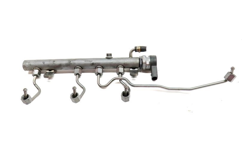 Thumbnail 4: 2012 MERCEDES GL350 (X164) 3.0L DIESEL (OM642) LEFT ENGINE FUEL RAIL w/ LINES