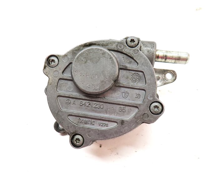 Thumbnail 5: 2012 MERCEDES GL350 (X164) 3.0L DIESEL (OM642) ENGINE BRAKE VACUUM PUMP