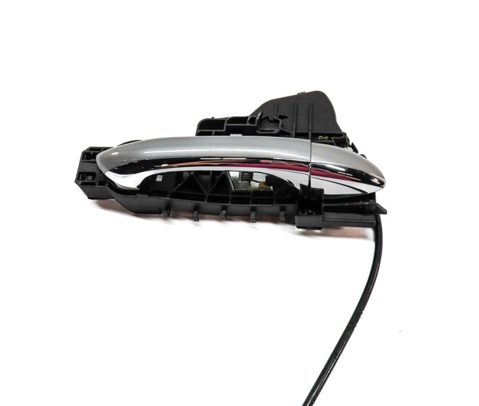 Thumbnail 4: 12 MERCEDES GL350 (X164) REAR RIGHT EXTERIOR DOOR HANDLE w/out KEYLESS (Silver)