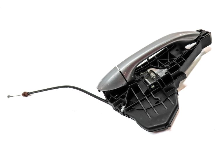 Thumbnail 3: 12 MERCEDES GL350 X164 FRONT RIGHT PASSENGER DOOR HANDLE w/out KEYLESS (Silver)