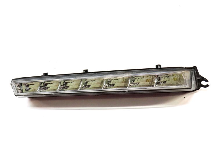 Thumbnail 2: 2011-2012 MB GL350 GL450 GL550 (X164) LEFT DRIVER LED FOG LIGHT DRIVING LAMP