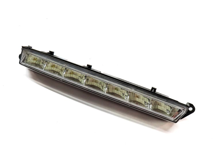 2011-2012 MB GL350 GL450 GL550 (X164) RIGHT PASSENGER LED FOG LIGHT DRIVING LAMP