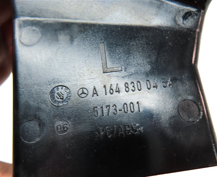 Thumbnail 6: 2012 MERCEDES GL350 (X164) REAR CENTER CONSOLE HEAT AIR AC HVAC DUAL VENT