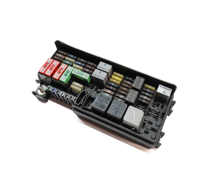 2012 MERCEDES GL350 (X164) 3.0L DIESEL (OM642) ENGINE REAR FUSE RELAY BOX PANEL