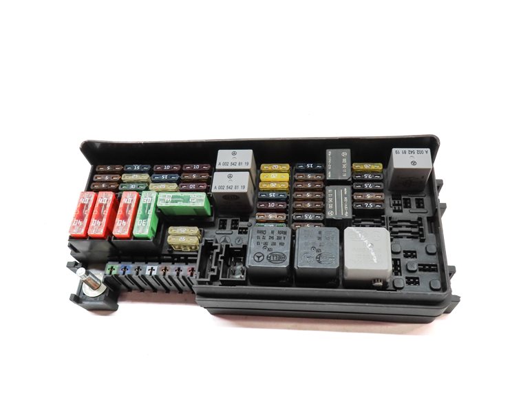 Thumbnail 2: 2012 MERCEDES GL350 (X164) 3.0L DIESEL (OM642) ENGINE REAR FUSE RELAY BOX PANEL