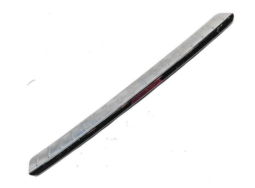 Thumbnail 3: 12 MERCEDES GL350 (X164) REAR TRUNK CARGO BUMPER STEP TRIM SCUFF PLATE MOULDING