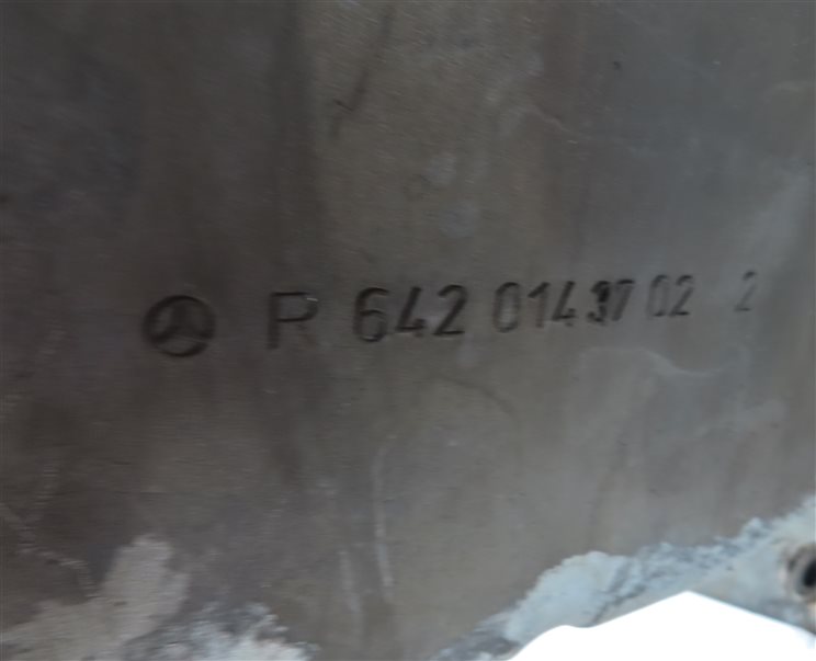 Thumbnail 8: 2010-2012 MB GL350 ML350 R350 (W164 X164 W251) 3.0L OM642 DIESEL UPPER OIL PAN