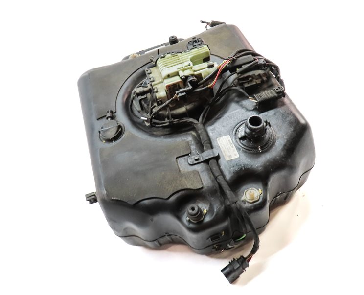 Thumbnail 3: 2012 MERCEDES GL350 X164 3.0L OM642 SCR DIESEL EMISSIONS DEF TANK (FROM 3/9/12)