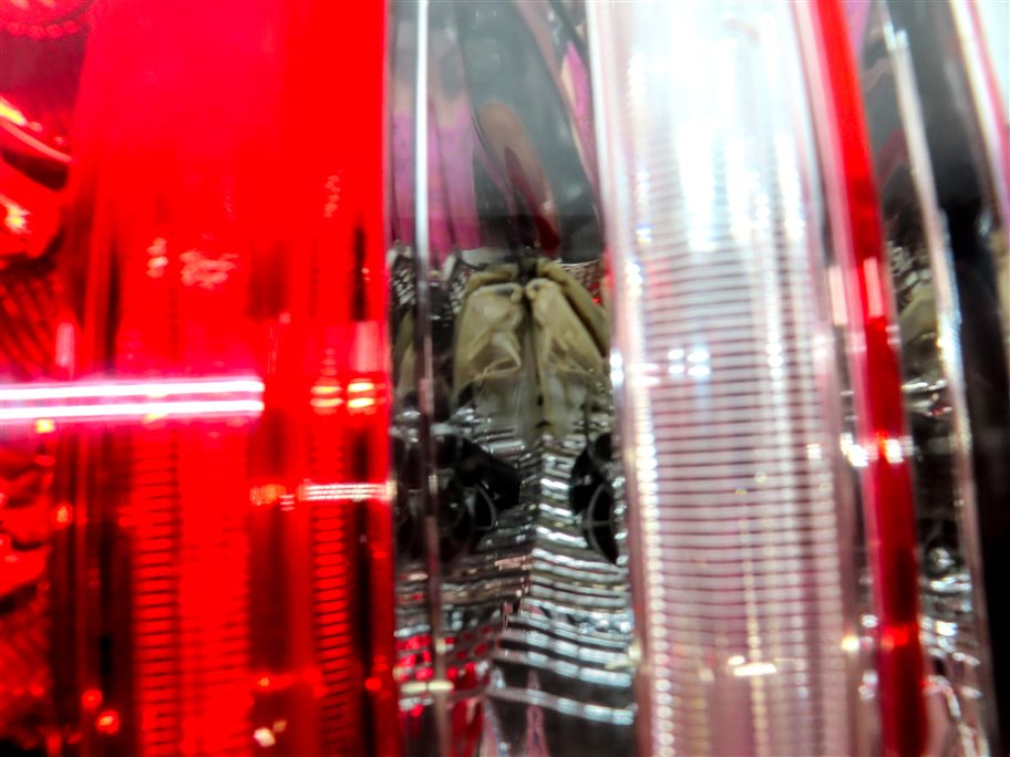Thumbnail 8: 2010-2012 MB GL350 GL450 GL550 (X164) RIGHT PASSENGER TAILLIGHT BRAKE LIGHT LAMP