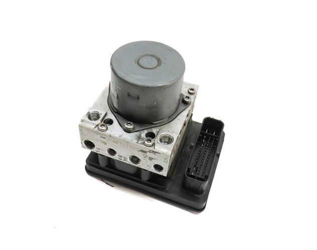 Thumbnail 1: 2015-2016 AUDI Q3 (8U) ABS ANTI LOCK BRAKE PUMP w/ MODULE