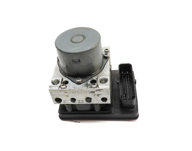 Thumbnail 2: 2015-2016 AUDI Q3 (8U) ABS ANTI LOCK BRAKE PUMP w/ MODULE