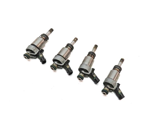 Thumbnail 1: 08-17 AUDI A3 A4 A5 A6 Q5 TT (8P B8 8K 8T 8R MK2 C7) 2.0L FSI FUEL INJECTOR SET4