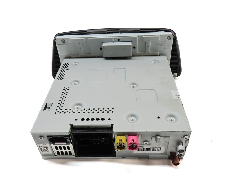 Thumbnail 7: 2018 AUDI Q3 (8U) FRONT RADIO STEREO CD MEDIA HEAD RECEIVER UNIT