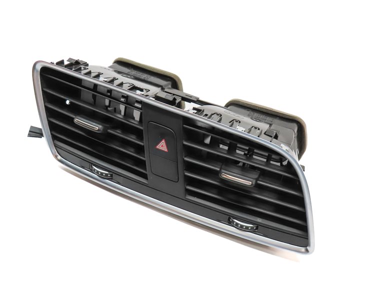 Thumbnail 1: 2018 AUDI Q3 (8U) FRONT CENTER DASH HEAT AIR AC HVAC DUAL VENT (Black)