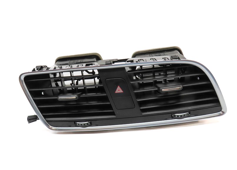 Thumbnail 2: 2018 AUDI Q3 (8U) FRONT CENTER DASH HEAT AIR AC HVAC DUAL VENT (Black)