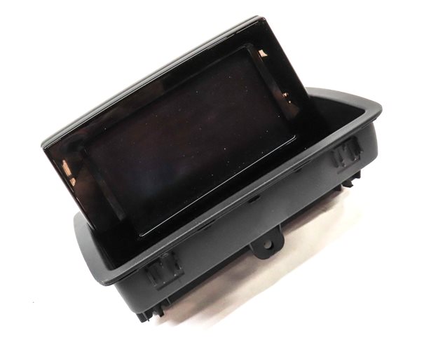 Thumbnail 4: 2015-2018 AUDI Q3 8U FRONT CENTER DASH INFORMATION DISPLAY SCREEN