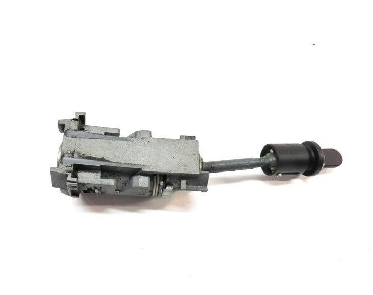 Thumbnail 10: 18 AUDI Q3 8U 2.0L TURBO CCTA SPEEDOMETER ECU IMMOBILIZER MODULE KEY SET (108k)