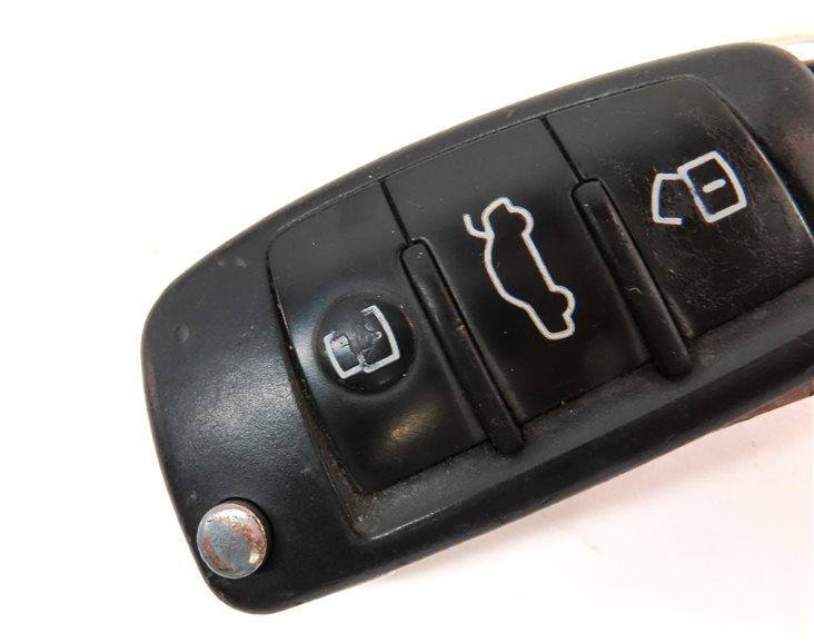 Thumbnail 15: 18 AUDI Q3 8U 2.0L TURBO CCTA SPEEDOMETER ECU IMMOBILIZER MODULE KEY SET (108k)