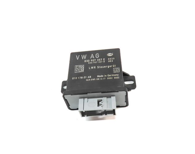Thumbnail 2: 2018 AUDI Q3 (8U) HEADLIGHT HEADLAMP HEAD LIGHT LAMP RANGE CONTROL MODULE