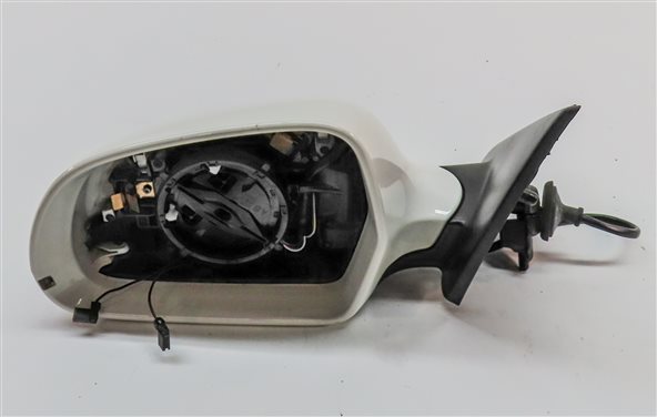 Thumbnail 3: 15-18 AUDI Q3 8U LEFT DRIVER HEATED DOOR MIRROR HOUSING NO GLASS (White)