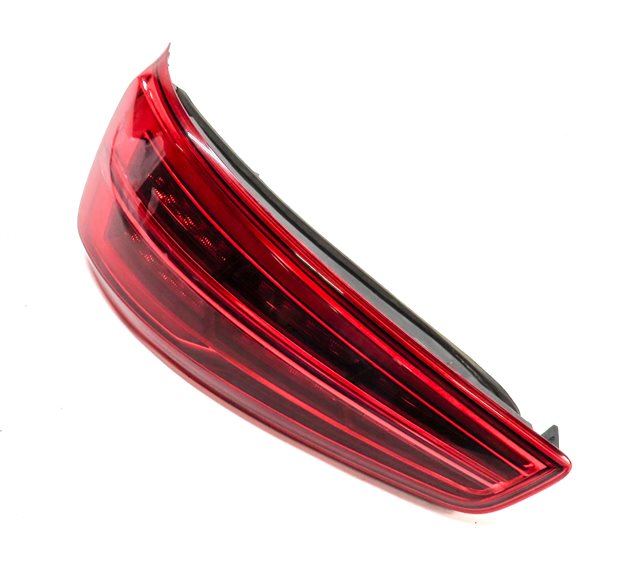 Thumbnail 4: 2015-2018 AUDI Q3 (8U) REAR LEFT DRIVER TRUNK LED TAILLIGHT BRAKE LIGHT LAMP