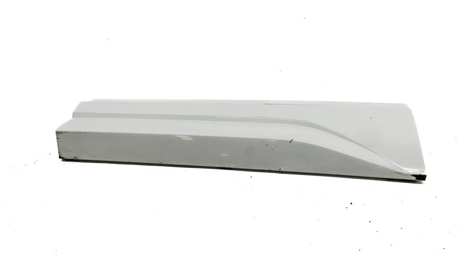 Thumbnail 4: 2018 AUDI Q3 (8U) REAR LEFT LOWER EXTERIOR DOOR TRIM MOULDING PANEL (White)