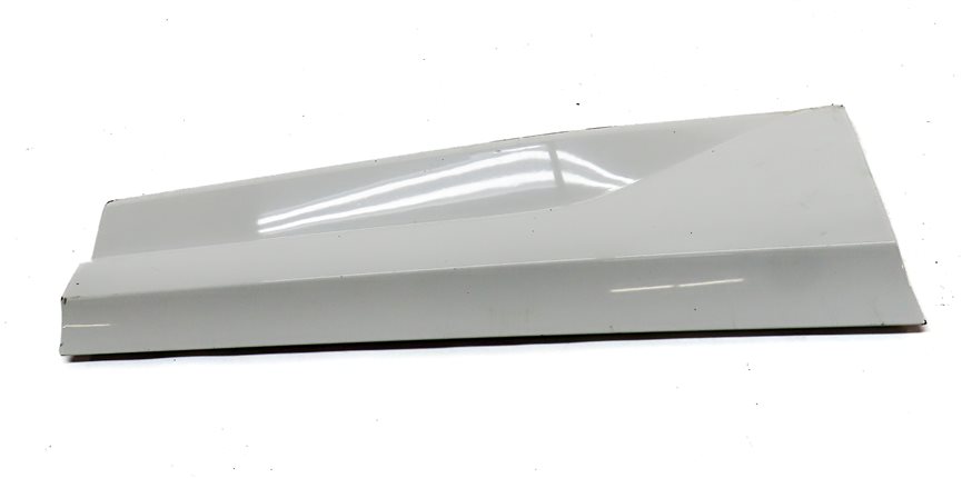 Thumbnail 2: 2018 AUDI Q3 (8U) REAR RIGHT LOWER EXTERIOR DOOR TRIM MOULDING PANEL (White)