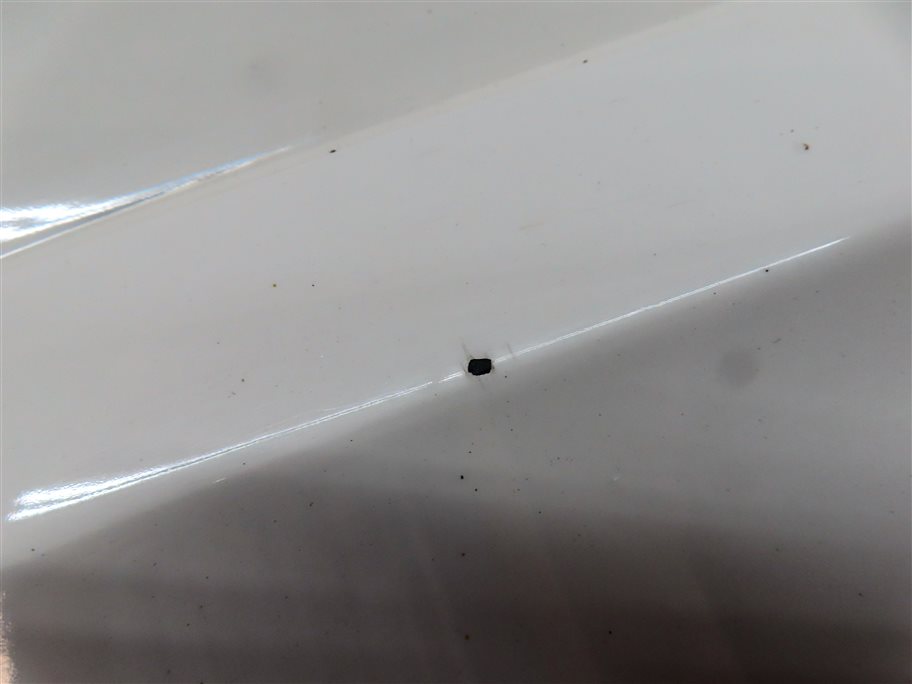 Thumbnail 10: 18 AUDI Q3 (8U) FRONT RIGHT PASSENGER LOWER EXTERIOR DOOR TRIM MOULDING (White)