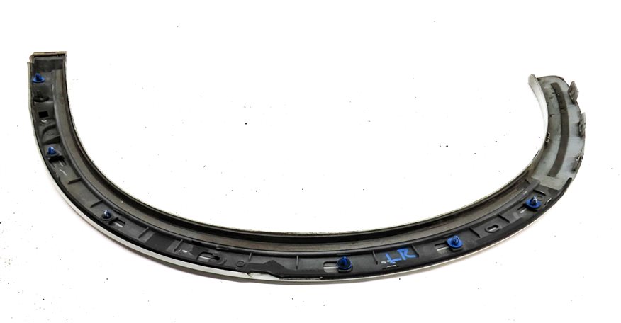 Thumbnail 5: 2018 AUDI Q3 (8U) REAR LEFT WHEEL WELL ARCH TRIM MOULDING PANEL (White)