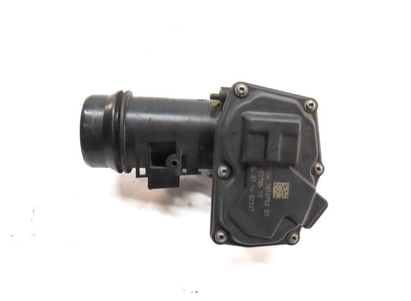 Thumbnail 6: 14-18 BMW X5 F15 3.0L TURBO DIESEL N57T ENGINE THROTTLE BODY