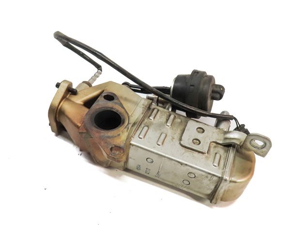 Thumbnail 1: 2015 BMW X5 (F15) 3.0L DIESEL (N57T) ENGINE EGR VALVE COOLER ASSEMBLY