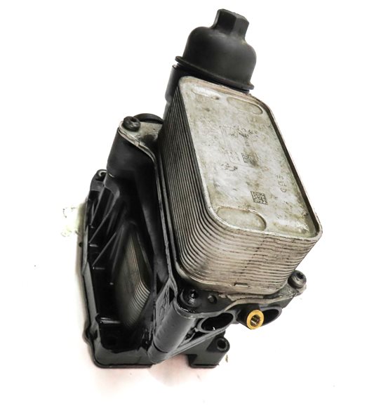 Thumbnail 4: 2015 BMW X5 (F15) 3.0L DIESEL (N57T) ENGINE OIL FLUID FILTER HOUSING w/COOLER