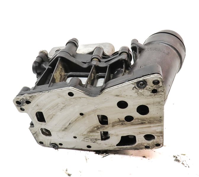 Thumbnail 7: 2015 BMW X5 (F15) 3.0L DIESEL (N57T) ENGINE OIL FLUID FILTER HOUSING w/COOLER