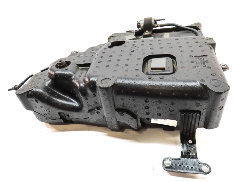 Thumbnail 6: 2014-2018 BMW X5 (F15) 3.0L N57Y DIESEL SCR DEF EXHAUST FLUID TANK (PASSIVE)