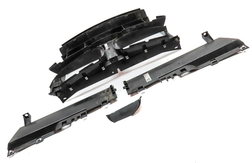 Thumbnail 3: 2015 BMW X5 (F15) 3.0L DIESEL (N57T) ENGINE FRONT AIR DUCT ASSEMBLY SET/4
