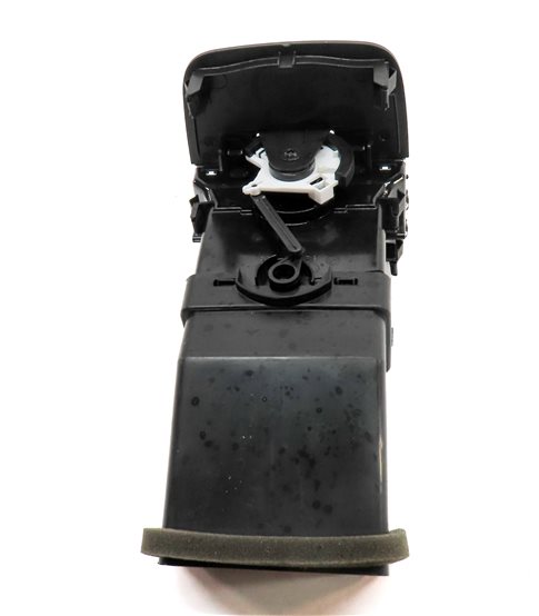 Thumbnail 6: 2016 AUDI A3 (8V) REAR CENTER CONSOLE HEAT AIR AC HVAC DUAL VENT (Black)