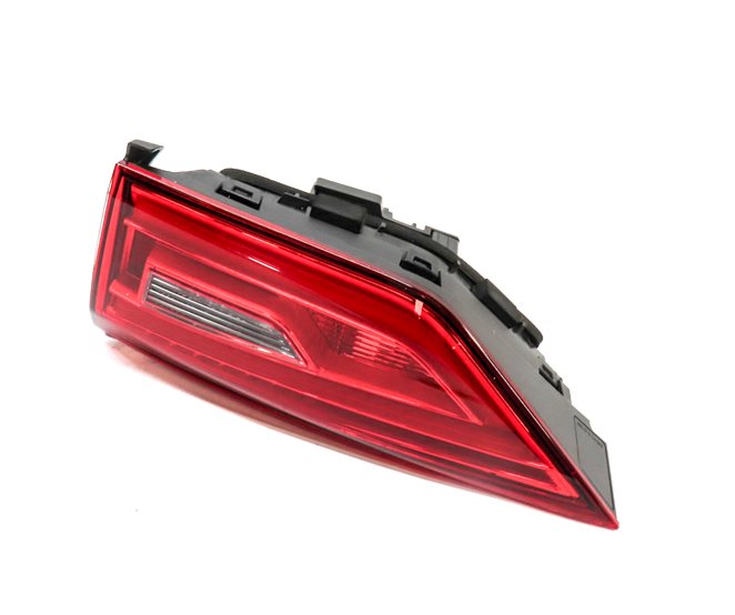 2015-2016 AUDI A3 S3 (8V) SEDAN CONVERTIBLE RIGHT INNER LED TAILLIGHT LIGHT LAMP