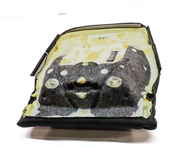 Thumbnail 10: 2016 AUDI A3 (8V) FRONT LEFT DRIVER LOWER STANDARD SEAT CUSHION (Black)