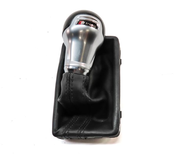 Thumbnail 2: 2016 AUDI A3 (8V) AUTOMATIC AUTO TRANSMISSION GEAR SHIFT KNOB HANDLE w/BOOT