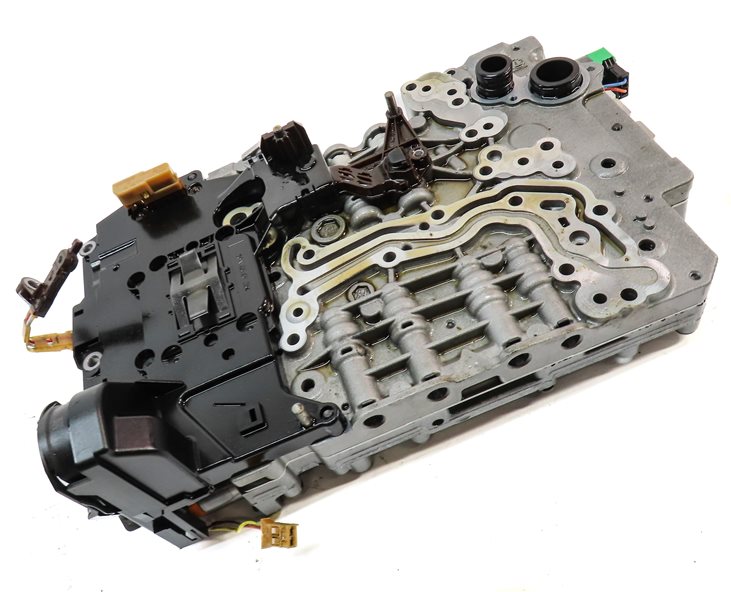 Thumbnail 3: 14-18 BMW 320i (F30) AWD 2.0T 8HP-45 A/T AUTO AUTOMATIC TRANSMISSION VALVE BODY