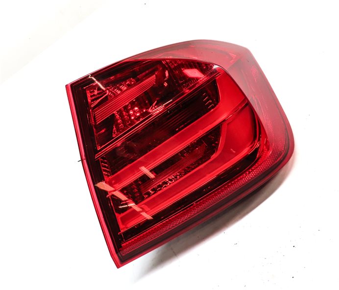 Thumbnail 4: 12-15 BMW 3 SERIES (F30) SEDAN RIGHT PASSENGER OUTER TAILLIGHT BRAKE LIGHT LAMP