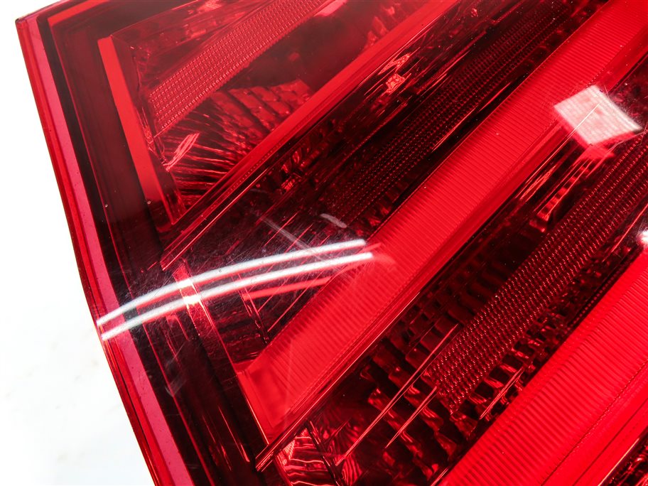 Thumbnail 8: 12-15 BMW 3 SERIES (F30) SEDAN RIGHT PASSENGER OUTER TAILLIGHT BRAKE LIGHT LAMP