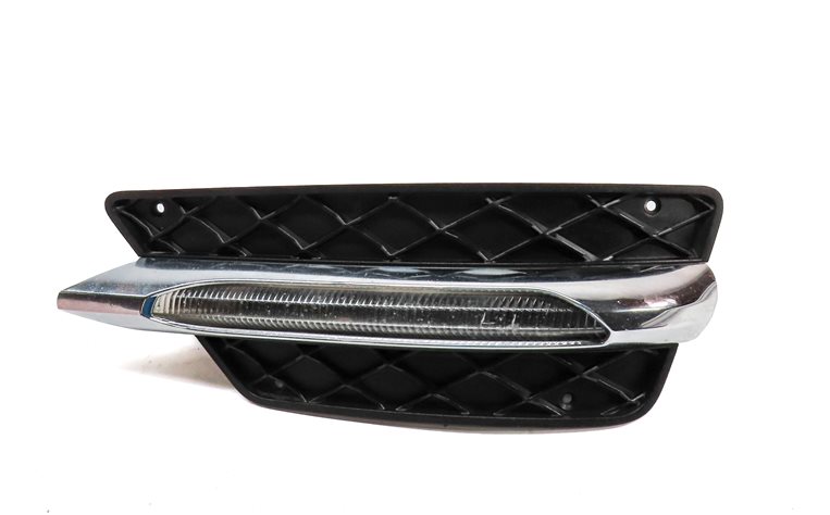 Thumbnail 2: 2012-2015 MERCEDES C250 C350 E350 E550 SLK250 SLK350 LEFT LED FOGLIGHT LAMP